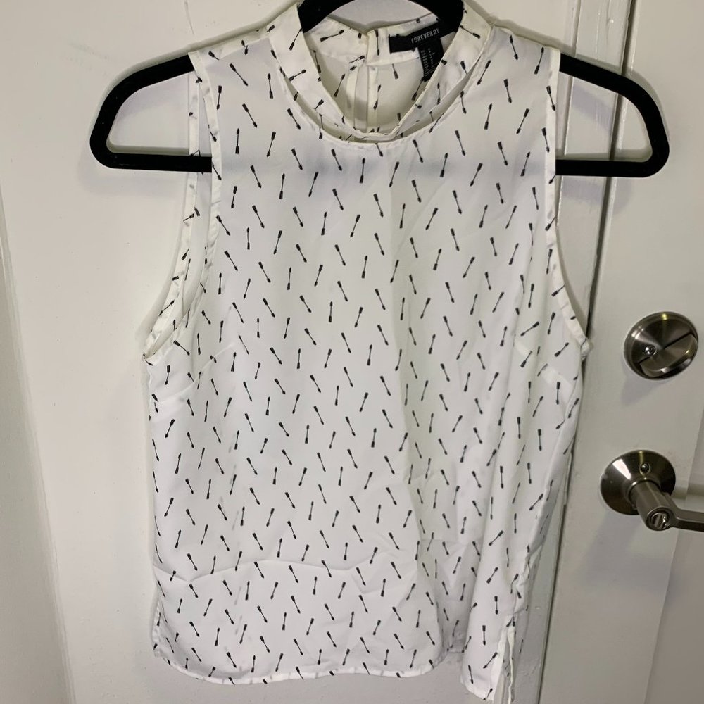 Forever 21 White Arrow Tank Top - Sz S